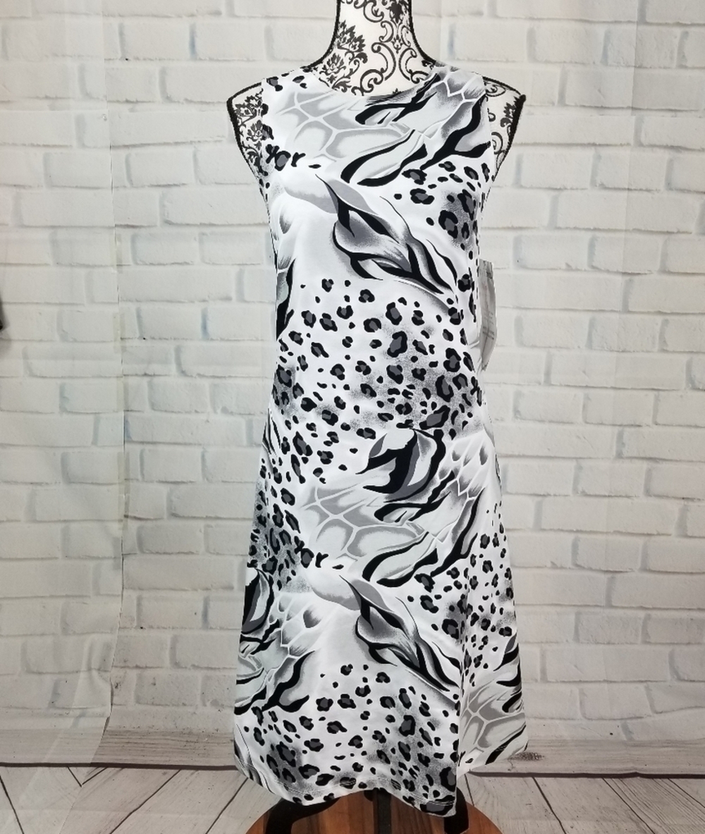 Women With Control size xxs NWT animal print dress